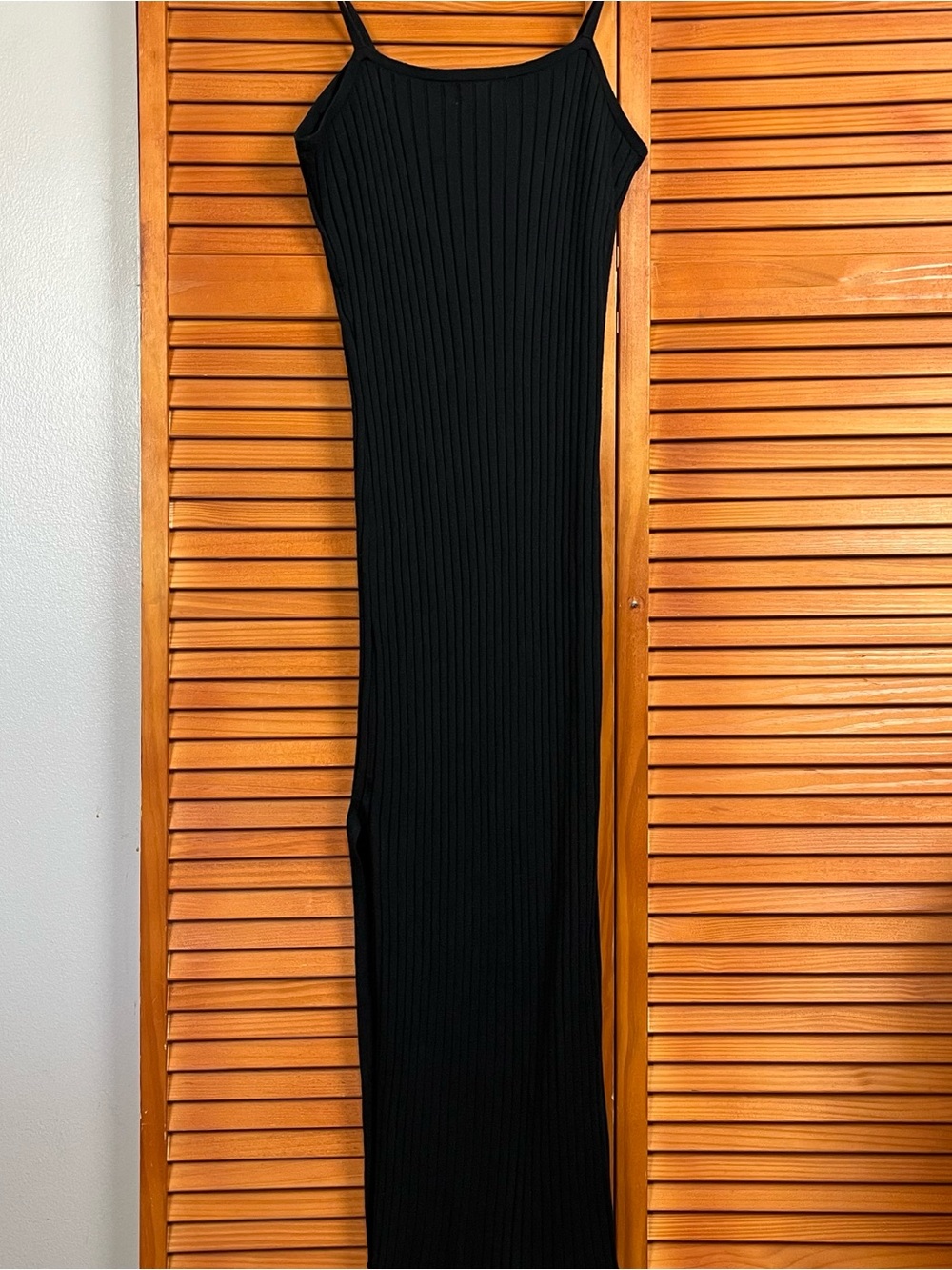 Universal Thread Black Ribbed Knit Dress